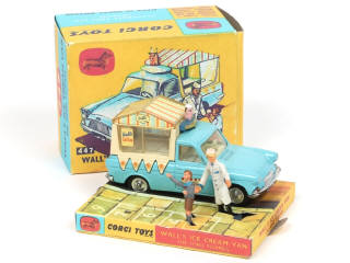Lot 522 - CORGI TOYS (GB) (1)
