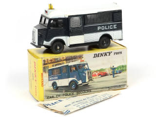 Lot 635 - DINKY TOYS (FRANCE) (1)