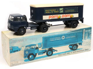 Lot 644 - DINKY TOYS (FRANCE) (1)