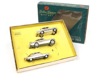 Lot 527 - CORGI TOYS (GB) (1)