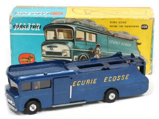 Lot 345 - CORGI TOYS (GB) (1)