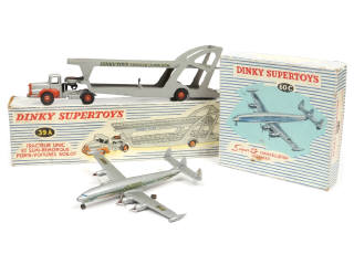 Lot 424 - DINKY TOYS (FRANCE) (2)