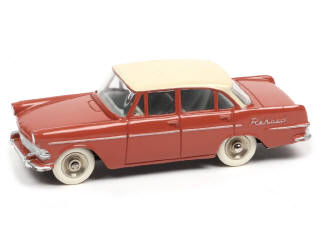 Lot 399 - DINKY TOYS (FRANCE) (1)