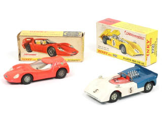 Lot 372 - DINKY TOYS (GB) (2)