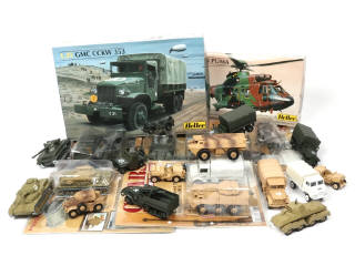 Lot 275 - EDITIONS HACHETTE (FRANCE) (25)