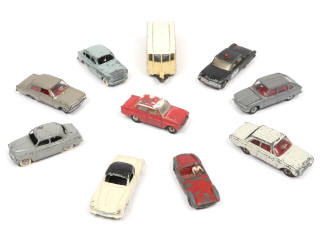 Lot 470 - DINKY TOYS (FRANCE) (1)