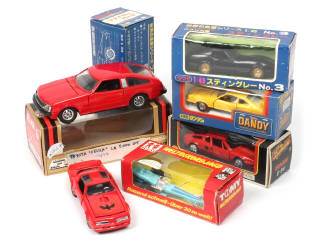 Lot 203 - DIVERS (JAPON) (6)