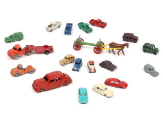 Lot 161 - DIVERS (19)