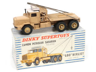 Lot 428 - DINKY TOYS (FRANCE) (1)