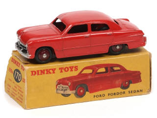Lot 359 - DINKY TOYS (GB) (1)
