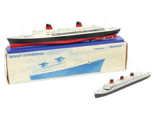Lot 455 - DINKY TOYS (FRANCE) (2)