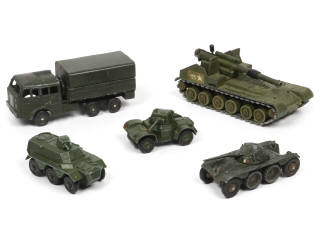 Lot 408 - DINKY TOYS (5)