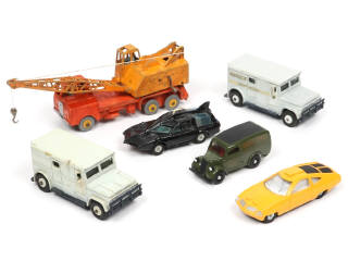 Lot 465 - DINKY TOYS (FRANCE) (6)