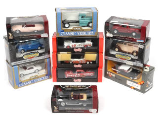 Lot 139 - DIVERS (11)