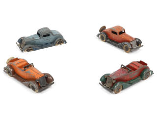 Lot 324 - TOOTSIETOY (USA) (4)