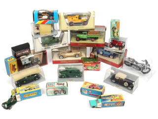 Lot 251 - DIVERS (20)