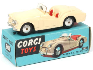 Lot 345 - CORGI TOYS (GB) (1)