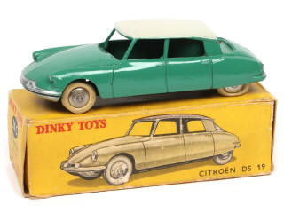 Lot 477 - DINKY TOYS (FRANCE) (1)
