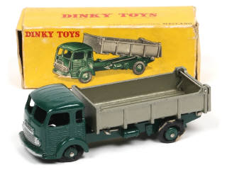 Lot 490 - DINKY TOYS (FRANCE) (1)