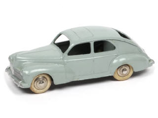 Lot 474 - DINKY TOYS (FRANCE) (1)