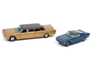 Lot 302 - CORGI TOYS (GB) (2)