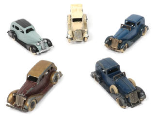 Lot 160 - TOOTSIETOY (USA) (5)
