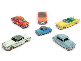 Lot 515 - DINKY TOYS (FRANCE) (6)