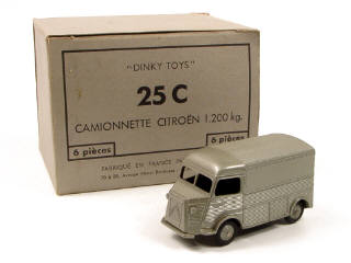Lot 761 - DINKY TOYS FRANCE (2)