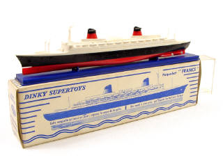 Lot 811 - DINKY TOYS FRANCE (1)
