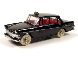 Lot 634 - DINKY TOYS FRANCE (1)