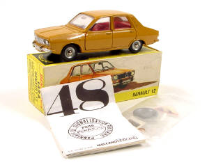 Lot 663 - DINKY TOYS FRANCE (1)