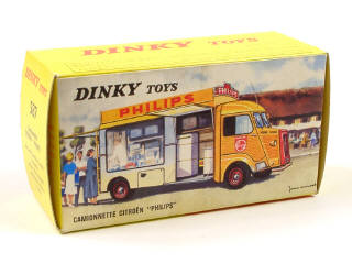 Lot 793 - DINKY TOYS FRANCE (1)