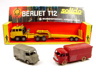 Lot 474 - SOLIDO & DINKY TOYS FRANCE (3)