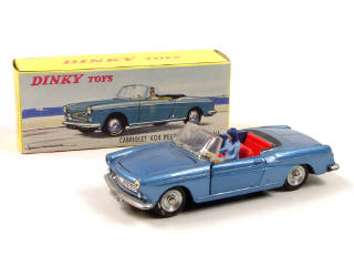 Lot 649 - DINKY TOYS FRANCE (1)