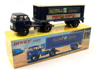 Lot 805 - DINKY TOYS FRANCE (1)
