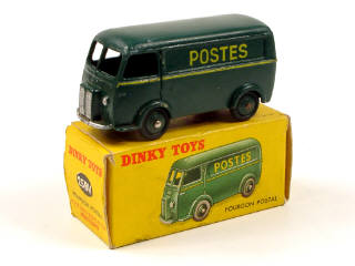 Lot 760 - DINKY TOYS (FRANCE) (1)