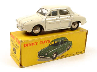 Lot 612 - DINKY TOYS FRANCE (1)