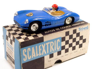 Lot 233 - SCALEXTRIC (1)
