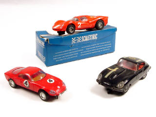 Lot 248 - SCALEXTRIC & DIVERS (3)