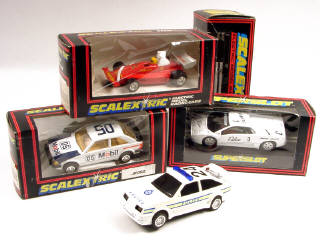 Lot 250 - SCALEXTRIC (4)