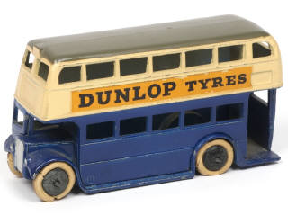 Lot 513 - DINKY TOYS (GB) (1)