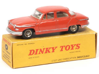 Lot 423 - DINKY TOYS (FRANCE) (1)