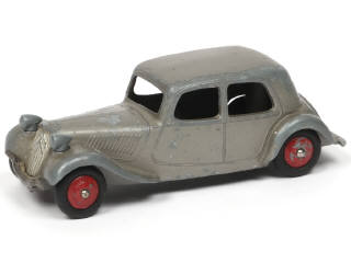 Lot 377 - DINKY TOYS (FRANCE) (1)