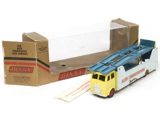 Lot 555 - DINKY TOYS (GB) (1)