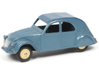 Lot 392 - DINKY TOYS (FRANCE) (1)