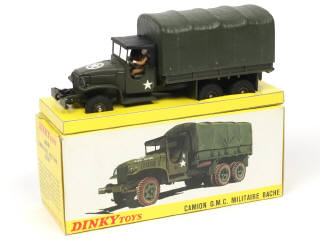 Lot 504 - DINKY TOYS (FRANCE) (1)