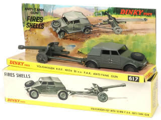 Lot 542 - DINKY TOYS (GB) (1)