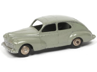Lot 383 - DINKY TOYS (FRANCE) (1)