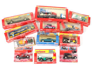 Lot 152 - MAJORETTE (FRANCE) (12)