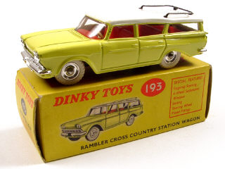 Lot 185 - DINKY TOYS GB (1)